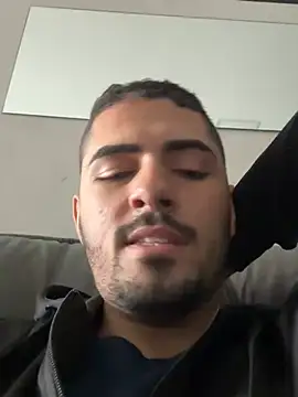 Snapshot of Gugostoso04 chatting on May 25, 1:17 pm Gugostoso04 online show from May 25, 1:17 pm