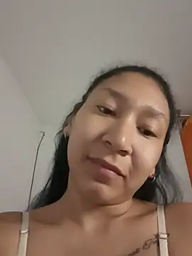 skaarletth online show from May 24, 1:43 am