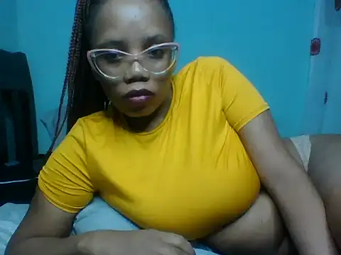 Tatianaluu online show from May 30, 6:21 am