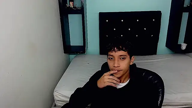 Snapshot of jl_brayan12 chatting on June 17, 4:30 pm jl brayan12 online show from June 17, 4:30 pm