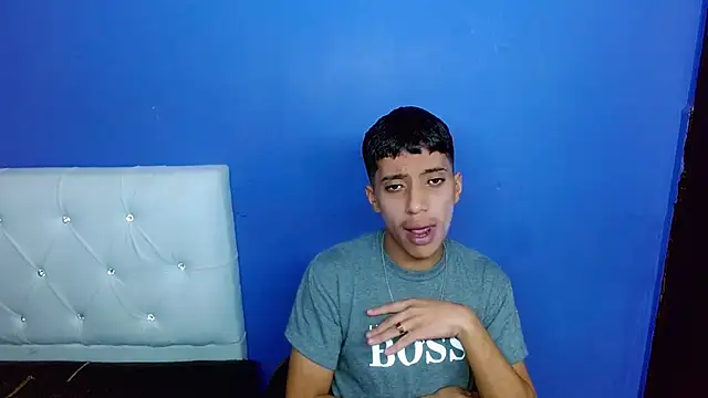 Snapshot of jl_brayan12 chatting on June 19, 7:28 pm jl brayan12 online show from June 19, 7:28 pm