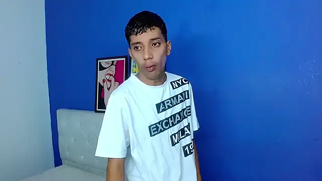 Snapshot of jl_brayan12 chatting on June 25, 7:29 pm jl brayan12 online show from June 25, 7:29 pm