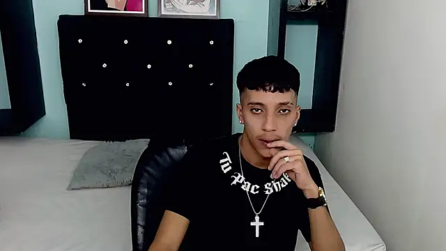 Snapshot of jl_brayan12 chatting on July 3, 3:13 am jl brayan12 online show from July 3, 3:13 am