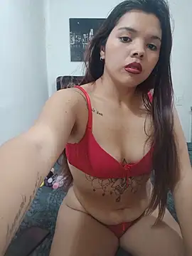 Emylyxxx online show from May 25, 7:31 pm