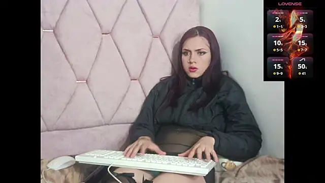 ashleysmithss online show from June 20, 6:38 am