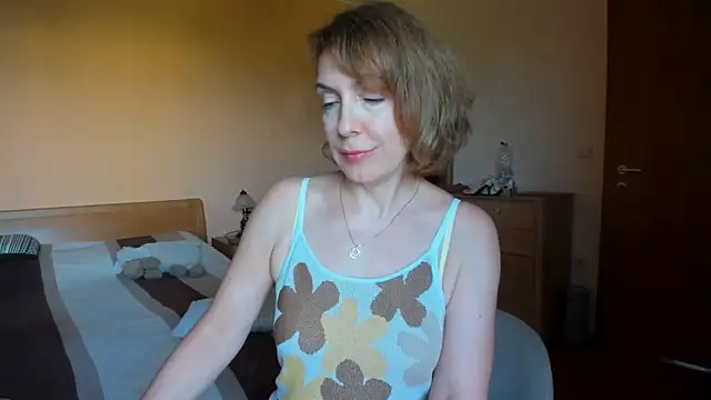 SummerLiza online show from June 18, 3:27 pm