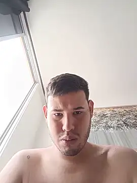 Julito777jj online show from May 30, 9:45 pm