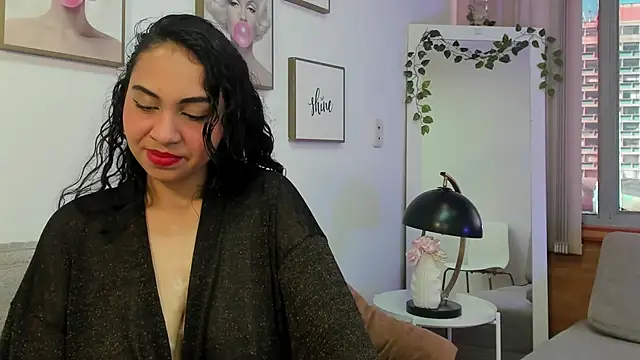 jade chers online show from July 6, 1:19 pm