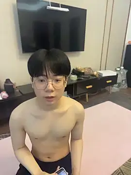 MMM-520 online show from May 25, 2:39 am
