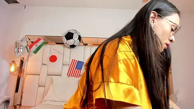 ValeryMontenegro online show from June 26, 12:20 pm