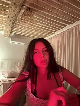Lolafontaine2008 online show from July 17, 8:35 pm