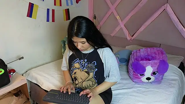 miss japan  online show from July 13, 8:00 pm