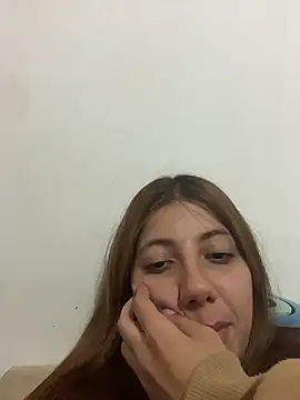 Snapshot of ruivinha_uai chatting on June 19, 2:05 am ruivinha uai online show from June 19, 2:05 am
