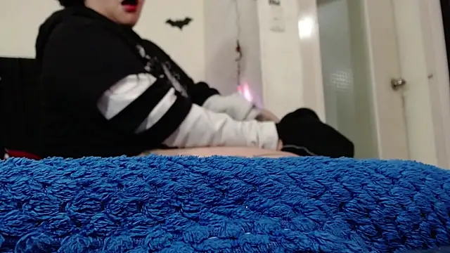 abbyhilton ss online show from June 3, 5:43 am