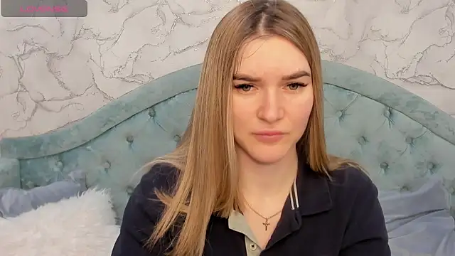 RoxyReignn online show from May 26, 11:34 pm