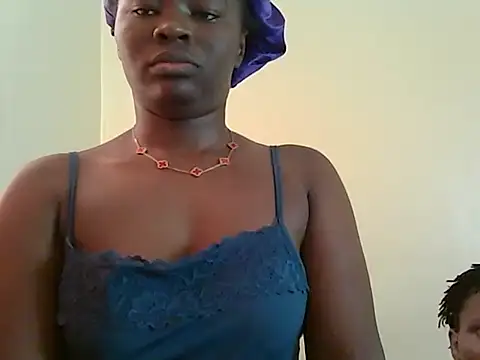 roziebeauty online show from July 9, 1:04 pm