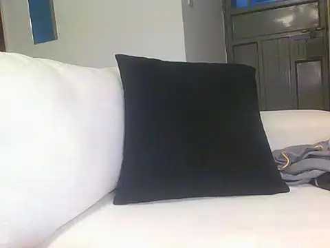 Freaky T online show from May 28, 3:15 am