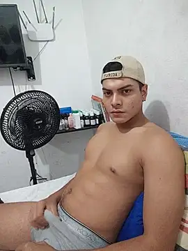 Mike3398 online show from June 17, 8:54 pm