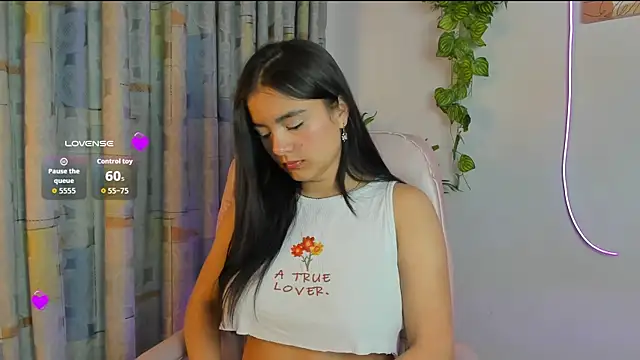 Zoe Queens online show from July 8, 12:42 pm