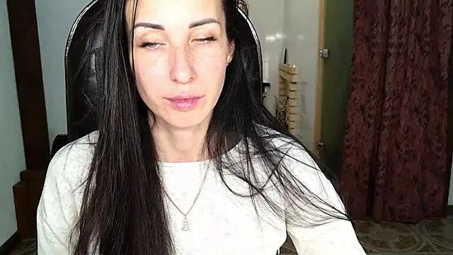 BouncySweety online show from November 19, 7:58 pm