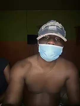 Snapshot of sexycoupp chatting on June 19, 1:15 pm sexycoupp online show from June 19, 1:15 pm