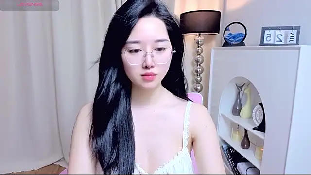 miuu6868 online show from June 25, 2:11 am