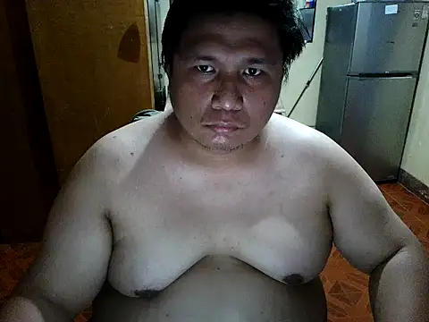 Snapshot of RedSword007 chatting on June 24, 5:39 am RedSword007 online show from June 24, 5:39 am