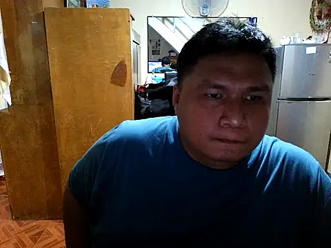 Snapshot of RedSword007 chatting on July 9, 1:59 pm RedSword007 online show from July 9, 1:59 pm