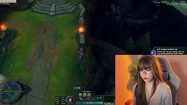 Jenny-Joo online show from July 1, 2:07 pm