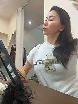 shanshan66666 online show from June 15, 6:15 am
