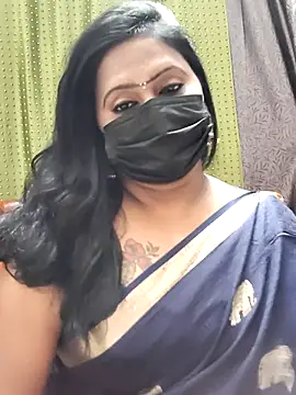 Snapshot of Meera_mia chatting on July 2, 6:58 pm Meera mia online show from July 2, 6:58 pm