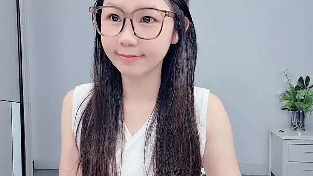 Snapshot of Rose_love69 chatting on July 8, 2:49 am Rose love69 online show from July 8, 2:49 am