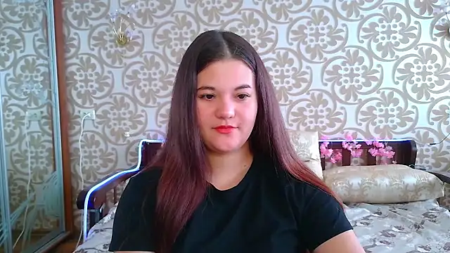 Snapshot of ElisesMuse chatting on July 19, 7:34 am ElisesMuse online show from July 19, 7:34 am