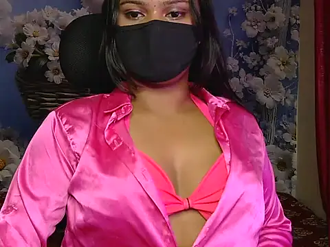 Snapshot of your-ishika chatting on July 6, 11:29 am your-ishika online show from July 6, 11:29 am