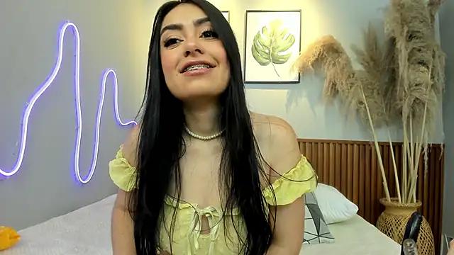 CARLA FERRERM online show from June 5, 3:02 am