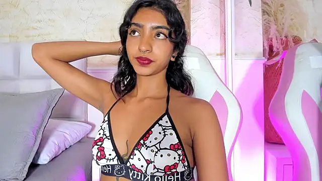 HottieVeroo  online show from July 21, 1:19 am
