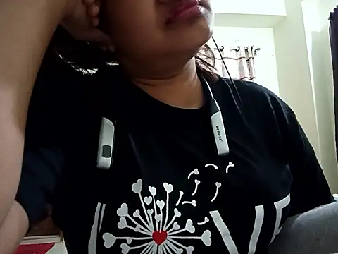 Neha-71 online show from June 6, 10:36 pm
