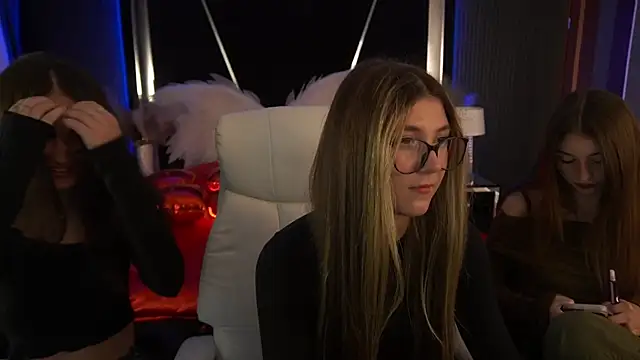 Talia Blakwood online show from June 19, 6:56 pm