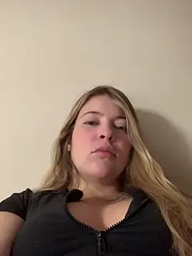 thania bby online show from June 2, 12:18 pm