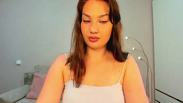 Snapshot of AliciaCollinss chatting on May 27, 11:07 am AliciaCollinss online show from May 27, 11:07 am
