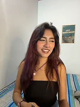 velariasoft  online show from July 15, 3:17 pm
