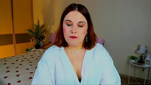 OliviaTwens online show from July 9, 10:08 am