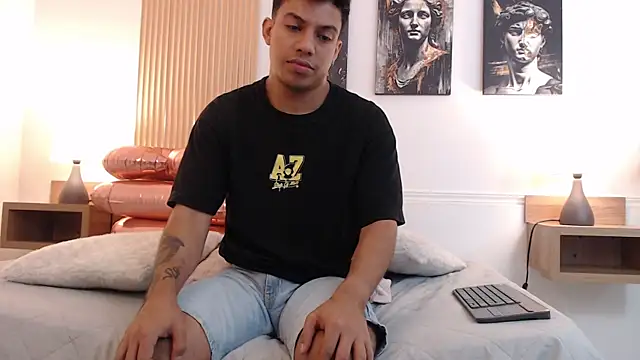 Diego salvatore online show from July 8, 2:43 pm