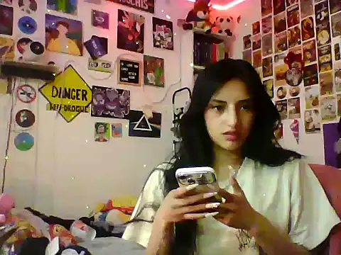 angelgirl2006 online show from May 26, 8:05 pm