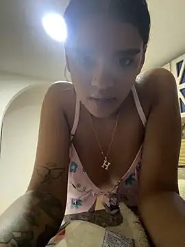 Snapshot of mia__gomex chatting on June 19, 9:07 pm mia gomex online show from June 19, 9:07 pm