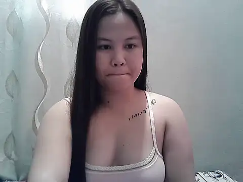 ThePrettySecret online show from July 12, 4:36 am