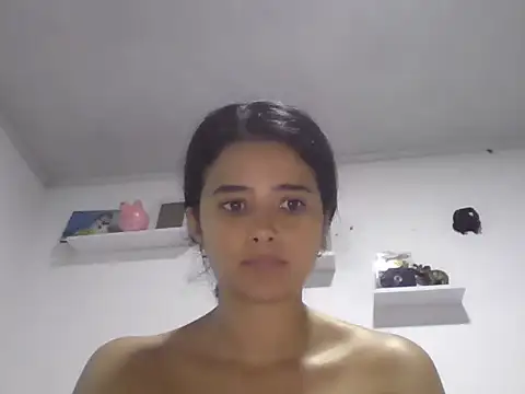 micaelamoreno18 online show from May 29, 5:11 pm