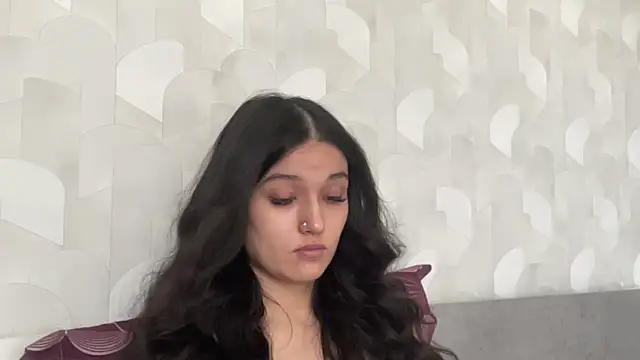 Snapshot of LisetteParajon chatting on July 11, 5:54 am LisetteParajon online show from July 11, 5:54 am