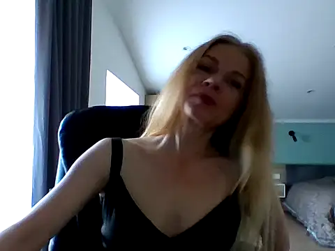 Snapshot of Tina5394 chatting on June 22, 5:26 am Tina5394 online show from June 22, 5:26 am