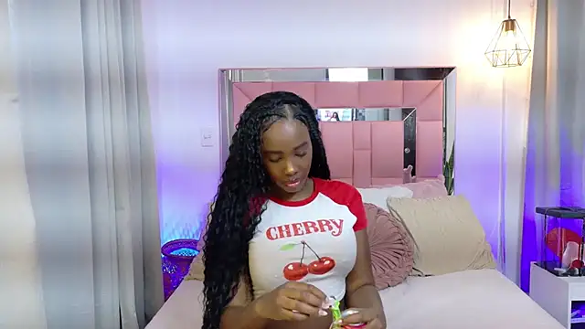 Nia Williams online show from June 21, 6:43 pm